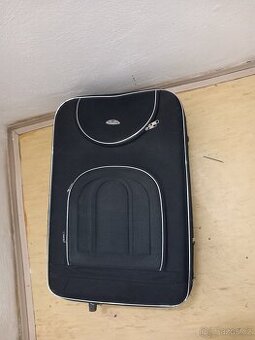 Cestovni kufr Suitcase v74 cm. š45cm.h21-23