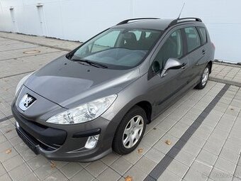PEUGEOT 308 KOMBI, 1.6 benzín, NOVÁ STK, tažné zařízení