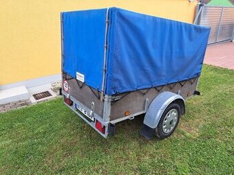 Přívěsný vozík s plachtou, za osobní automobil