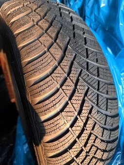 Zimní pneumatiky 205/60R16 92H Hankook