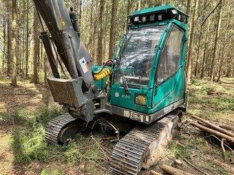 Probírkový harvestor Neuson 8002