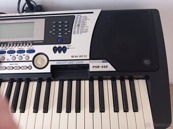 Prodám klávesy značky Yamaha PSR 550