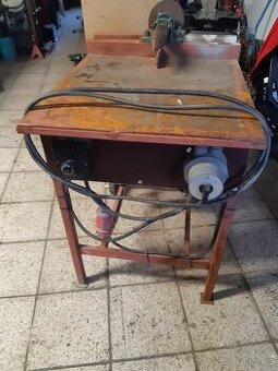 Kuželova štípačka