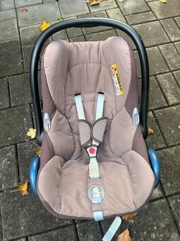 Dětská sedačka/vajíčko Maxi Cosi a základna Family Fix