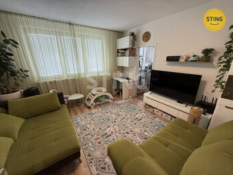 Pronájem částečně vybaveného bytu 2+1 na ul.Družební, 134015