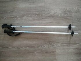 Prodám dětské sjezdové hůlky.