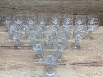 sklenice na víno retro výčepní sklo skleničky retro hospoda