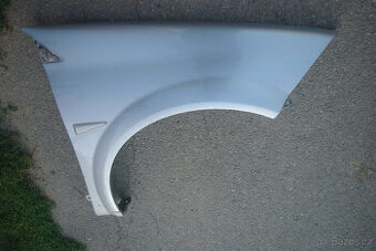 Blatník Renault Megane 2006 - stříbrný