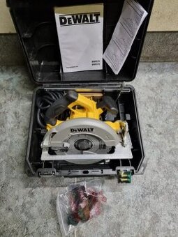 Kotoučová pila DeWALT DWE575K, 1 600 W 67 mm