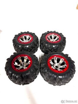 Traxxas Summit 1/8 1/10 kompletní sada kol