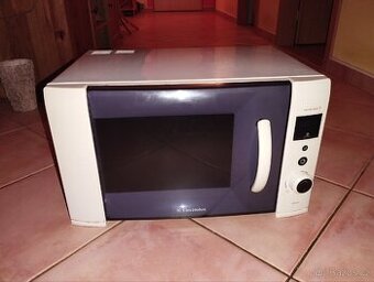 Mikrovlnná trouba EMS 2840