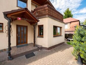 Pronájem 3 domů - 1