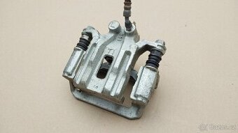 Nissan Pathfinder R51: Brzdič levý zadní