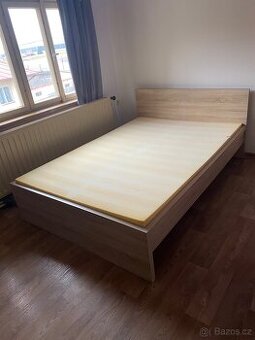 dvoulůžková postel ( i s matrací)