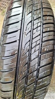 Sada letních pneumatik včetně plechových disků