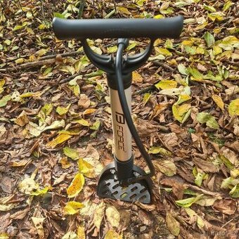 Force Travel pumpička /hustilka velká Al/plast 11 b  Použitá