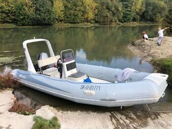 Motorvý čln