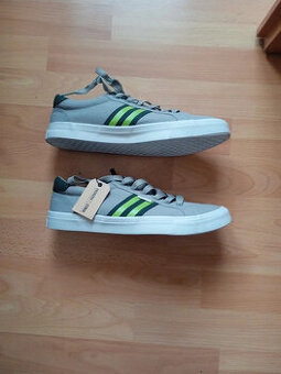 Tenisky nové Baťa NOVÉ vel. 42