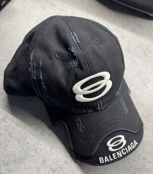 Balenciaga kšiltovka