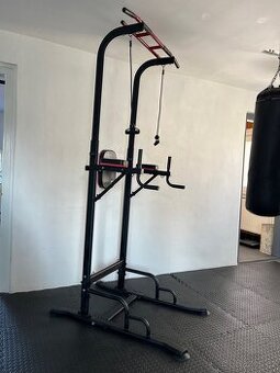 Multifunkční stacionární hrazda