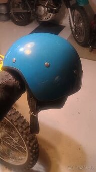 Přilba Tvar Pardubice , zachovalá