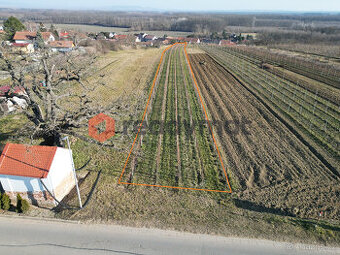 Prodej stavebního pozemku 2 052m2, Týnec