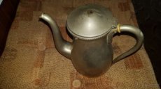 Starožitnou konvici