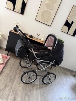 Hesba kočárek včetně výbavy