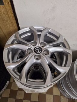 5x114,3 R16 alu kola Mazda