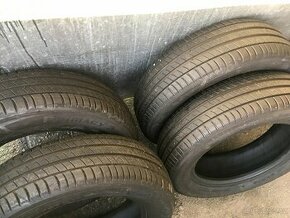 Letní pneu. Michelin Primacy 3 - 215/65/17 99V