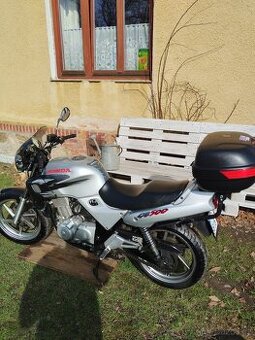Prodám Hondu CB 500 24kw