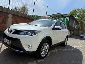 Toyota RAV4 (XA4) 2.2, 110 kW, Naftový, 4x4