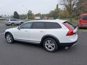 VOLVO V90 cross country D5 173KW vzduchové pružení