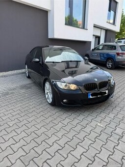 BMW e92 335i / MANUÁL / 225kw, 306HP / 2007 /