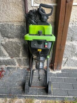Drtič větví zn. Fieldmann - 1