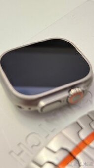 Apple Watch ULTRA2 Natural Titan, krásný stav