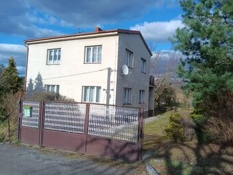 Prodám dvougenerační rodinný dům - 1