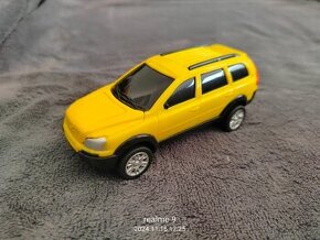 Plastové autíčko Volvo XC 90 - 1
