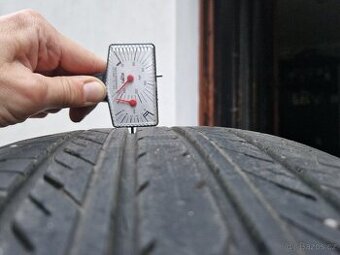4x letní pneu 225/55 R18 98H
