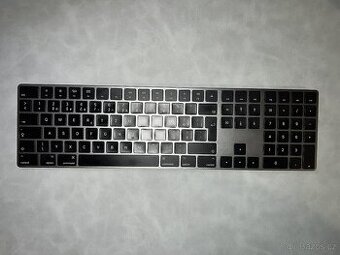 🍏 Apple Magic Keyboard A1843 – bezdrátová, CZ, numerická