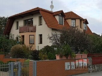 Pronájem velkého bytu 100m2, 3+kk v RD, Opava, ul. Slovenská