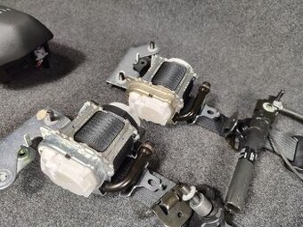 AIRBAG,PALUBNÍ DESKA,BEZPEČNOSTNÍ PÁS, VŠECHNY AUTA