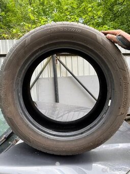 Hankook 235/55 ZR18 - 1