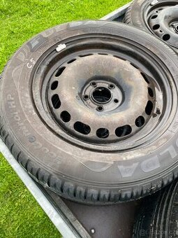 Citroen C5 letni sada 225/60 R16