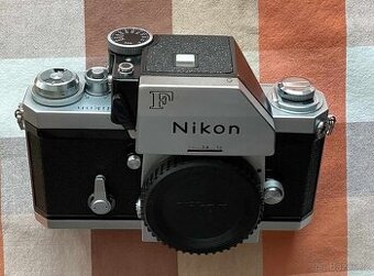 Nikon F