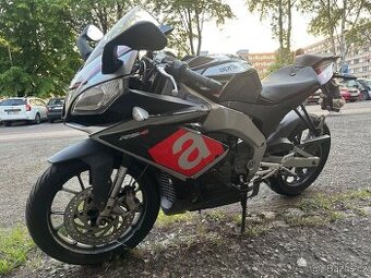 Aprilia rs4 125
