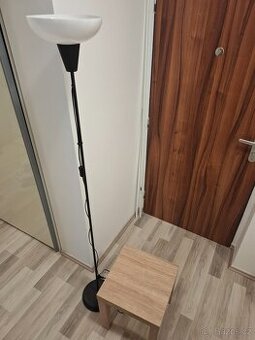 Stul + lampa