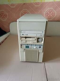 Retro PC 486 33MHz,kompletní