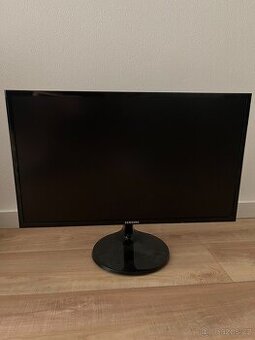 24" Samsung S24F350