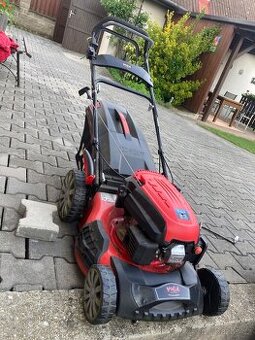 Prodám zahradni sekačku Vega